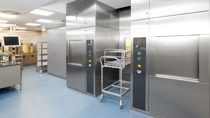 Zwei Groß-Sterilisatoren von Miele im Krankenhaus des Marienstifts Braunschweig